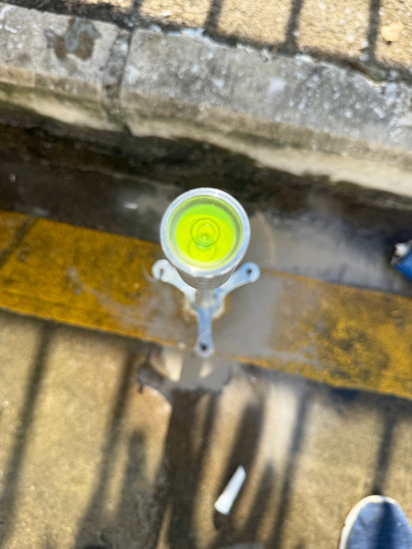 Dam Easy Easy Plumb Tool for installation of Extension Pole - Dam Easy